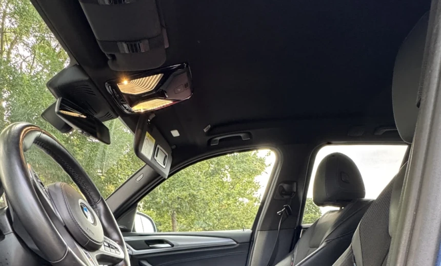 Skoda Octavia 2012 Gasoline Manual Image 7