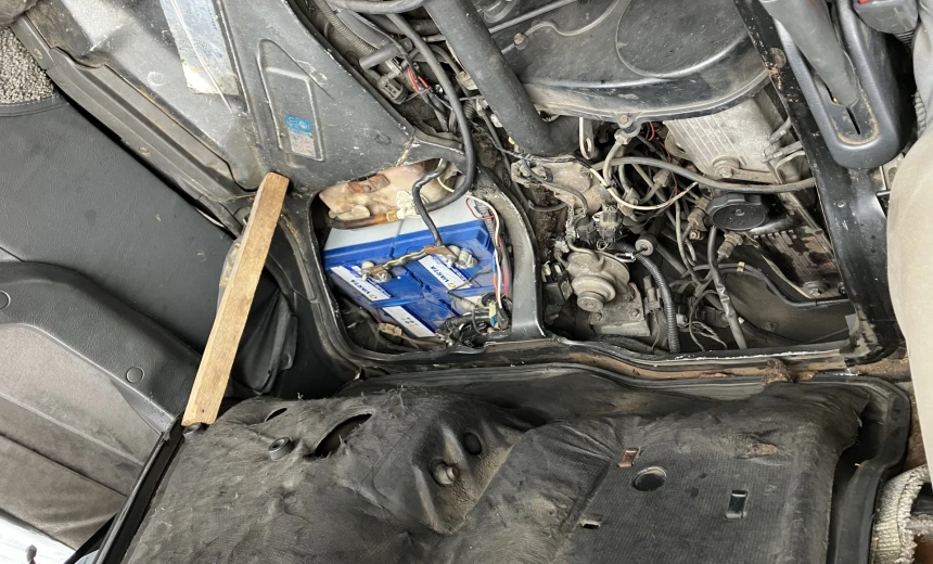 Mitsubishi Delica 1991 Diesel Automatic Image 19