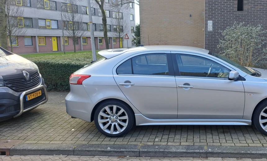 Mitsubishi Lancer 2010 Gasoline Manual Image 4