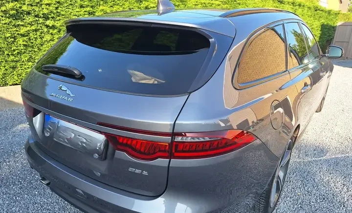 Jaguar XF 2019 Gasoline Automatic Image 8