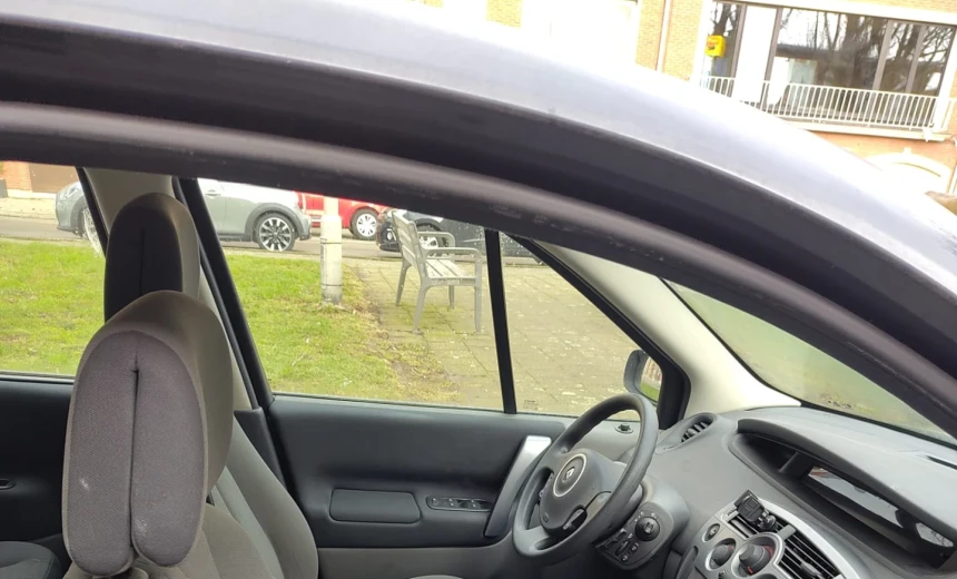 Renault Grand Scenic 2008 Gasoline Manual Image 5