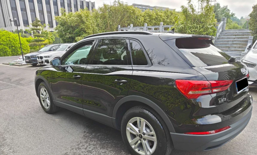 Audi Q3 2023 Gasoline Automatic Image 1