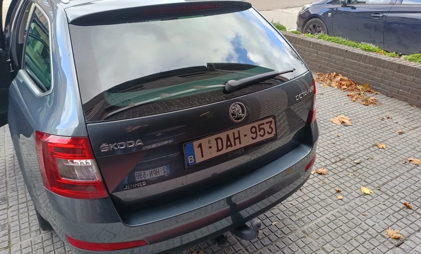 Skoda Octavia 2017 Gasoline Automatic Image 14