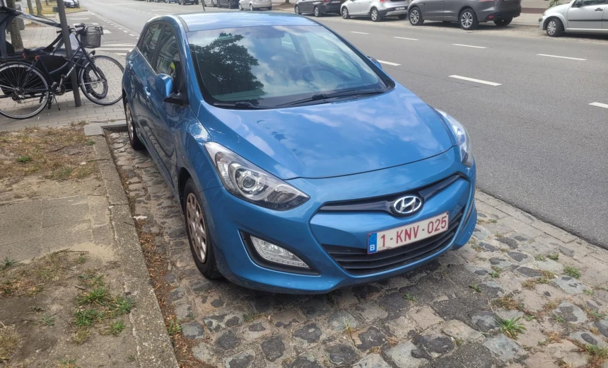 Hyundai i30 2012 Gasoline Manual Image 5