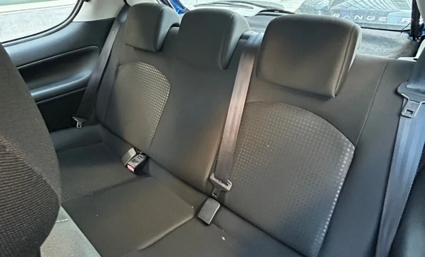 Peugeot 206 2011 Gasoline Manual Image 7