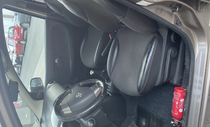 Nissan Note 2006 Diesel Manual Image 8