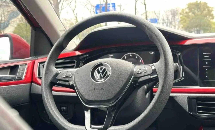 Volkswagen Polo Plus 2023 Gasoline Automatic Image 6