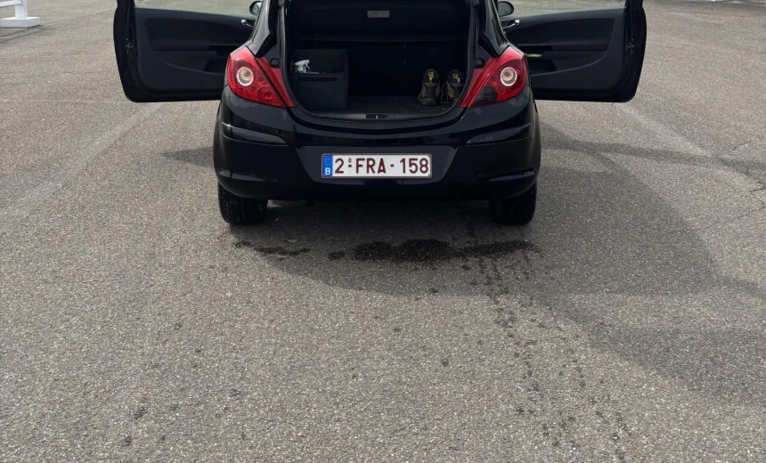 Opel Corsa 2008 Gasoline Manual Image 4