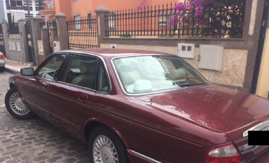 Jaguar XJ8 1998 Gasoline Automatic Image 1