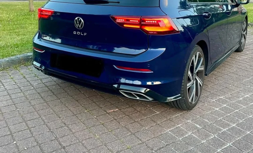 Volkswagen Golf 2021 Diesel Automatic Image 1