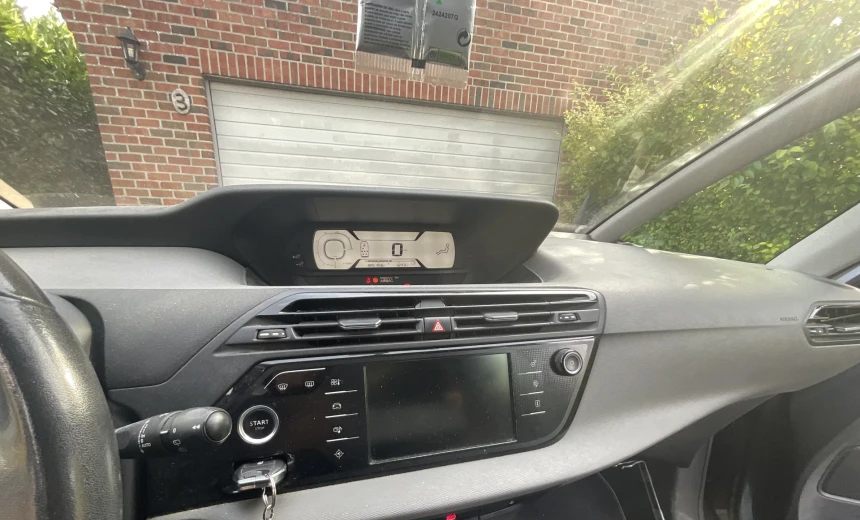 Citroen Grand C4 Picasso 2014 Diesel Manual Image 8