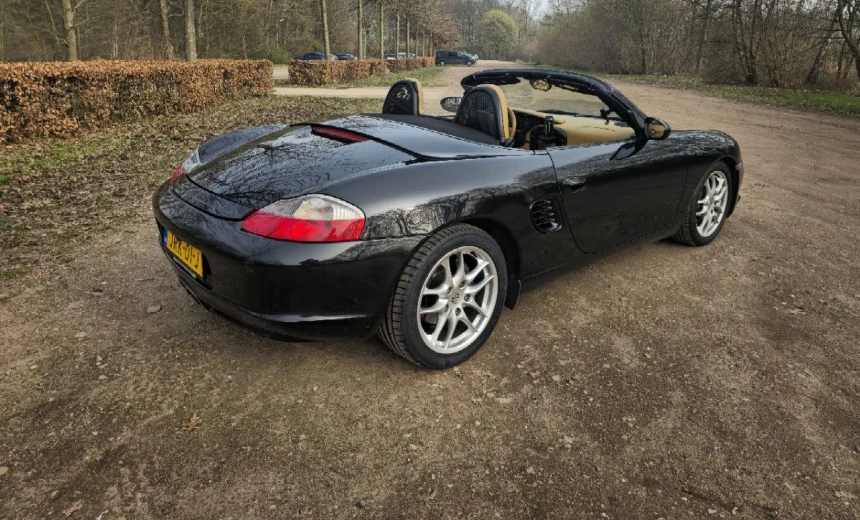 Porsche Boxster 2004 Gasoline Automatic Image 2