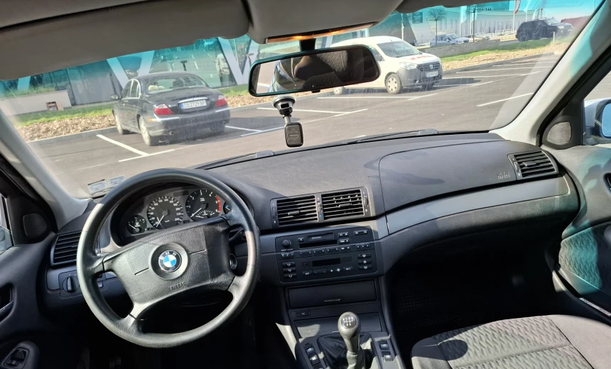 BMW 320 2000 Diesel Manual Image 4