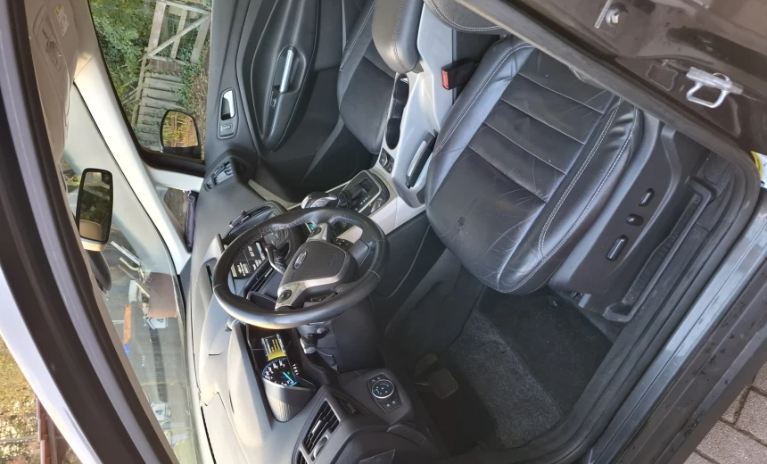 Ford C-Max 2015 Hybrid Electric/Gasoline Automatic Image 4