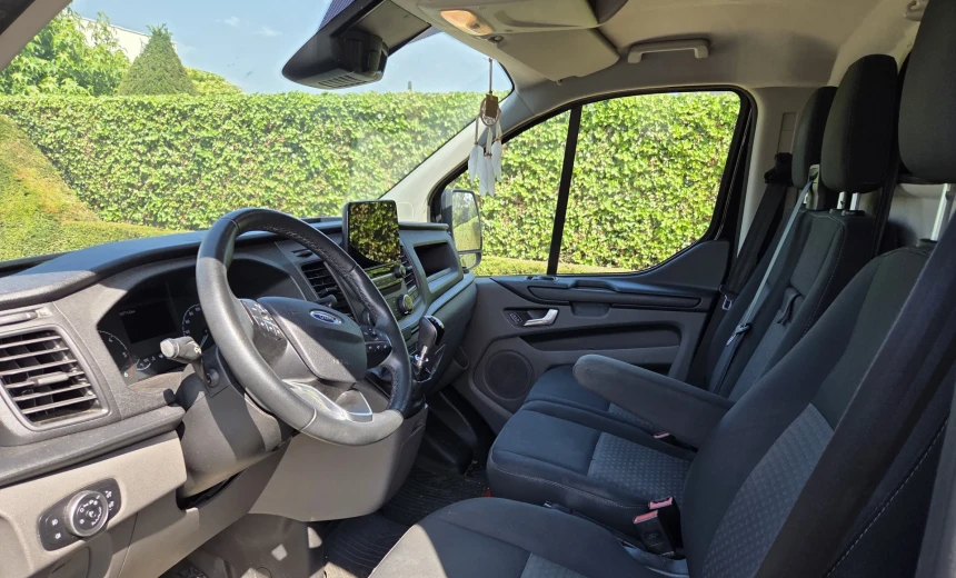 Ford Transit Custom 2021 Diesel Manual Image 6