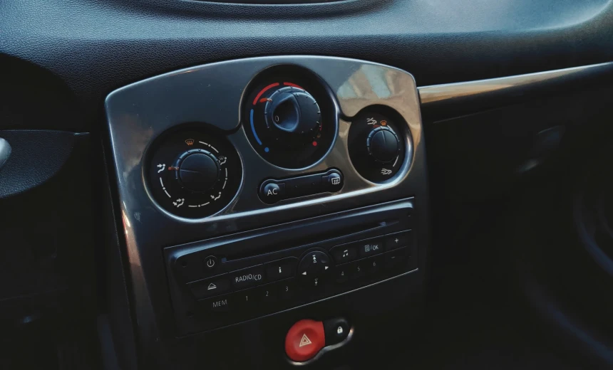 Renault Clio 2014 Gasoline Manual Image 6