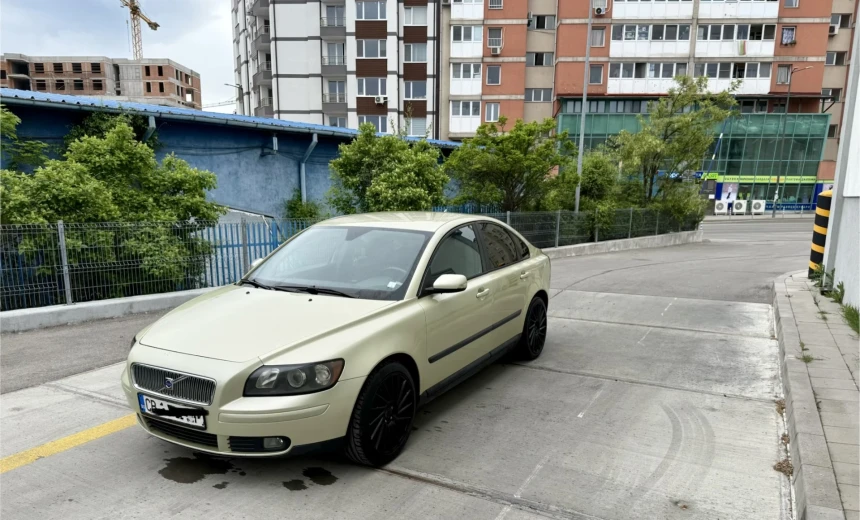 Volvo S40 2004 Diesel Manual Image 1