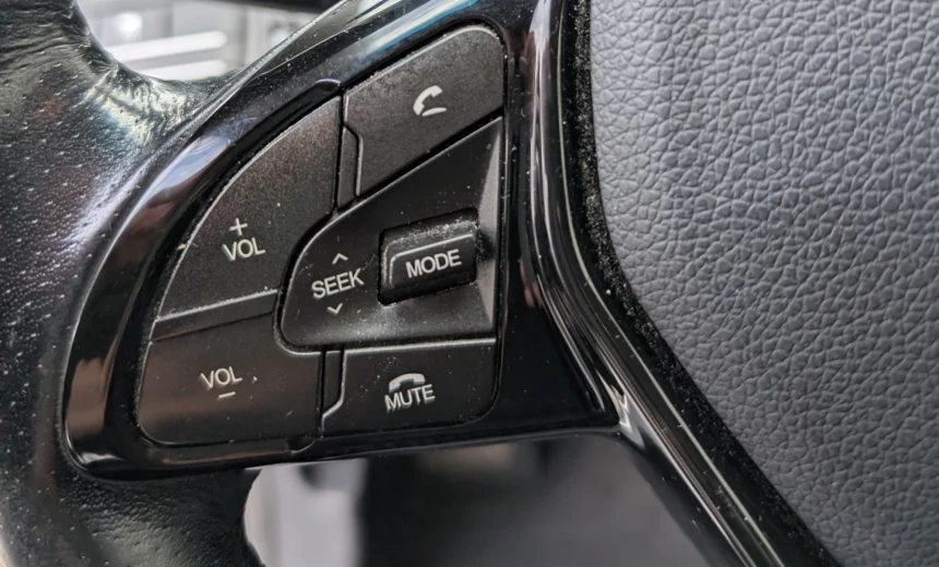 SsangYong XLV 2017 Diesel Manual Image 10