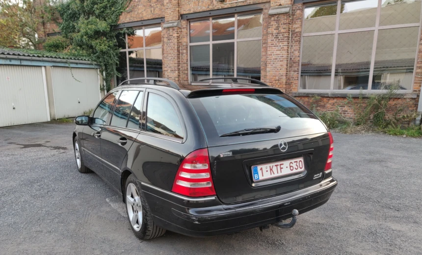 Mercedes-Benz C 200 2004 Diesel Manual Image 5