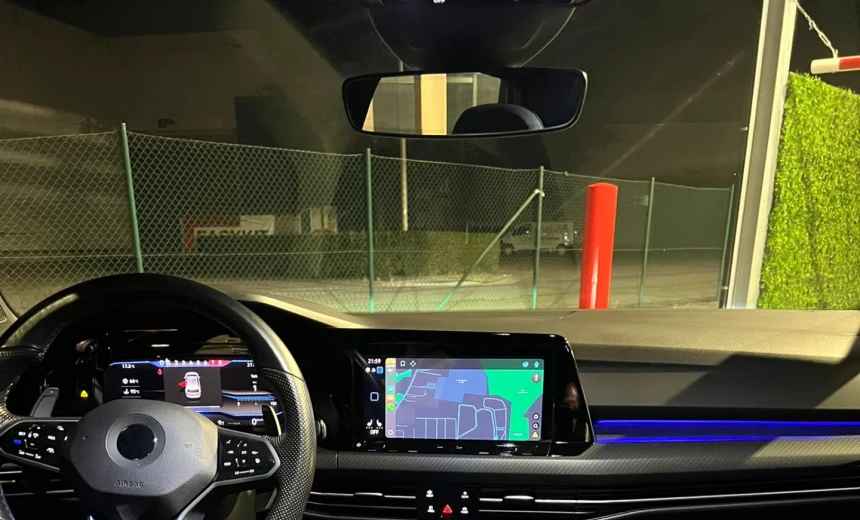 Volkswagen Golf 2021 Gasoline Automatic Image 6