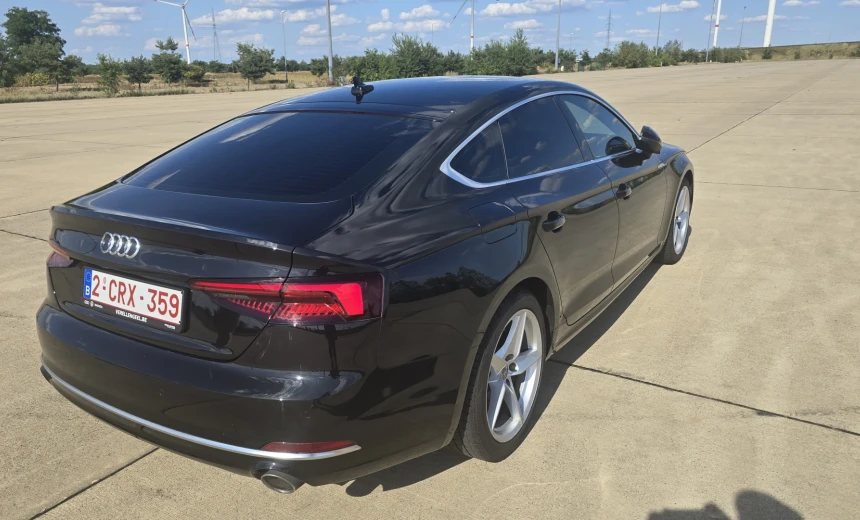 Audi A5 2019 Hybrid Electric/Gasoline Automatic Image 0