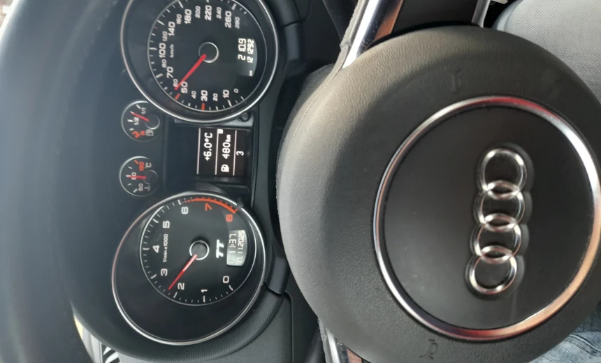 Audi TT 2011 Gasoline Manual Image 9