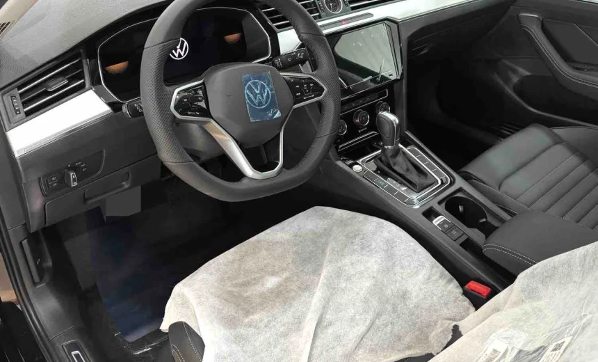 Volkswagen Passat 2025 Gasoline Automatic Image 5