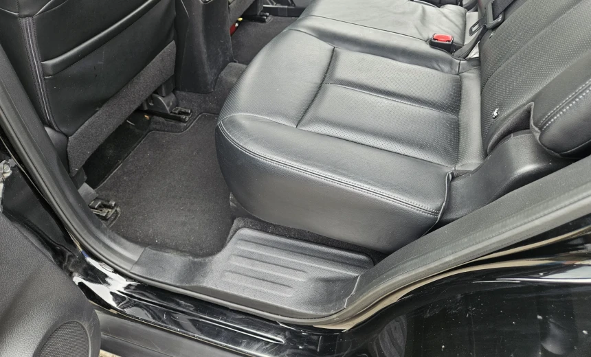 Nissan X-Trail 2016 Diesel Automatic Image 6