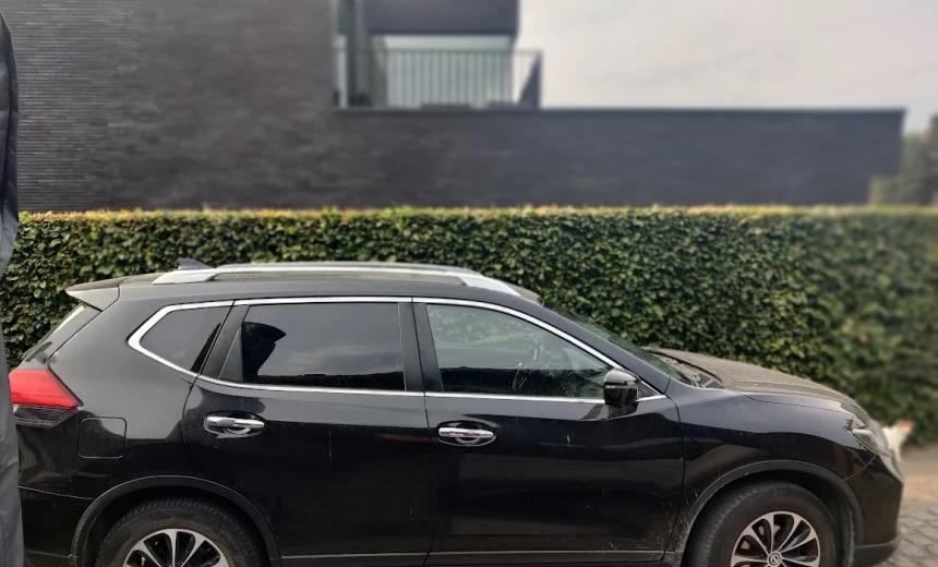 Nissan X-Trail 2017 Gasoline Manual Image 3