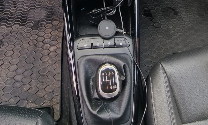 Kia Stonic 2018 Diesel Manual Image 7