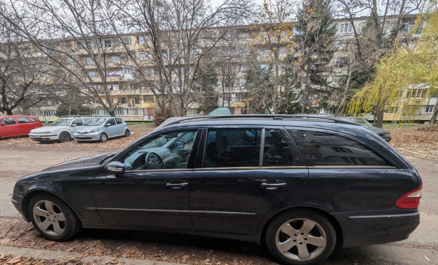 Mercedes-Benz E 320 2005 Diesel Automatic Image 5