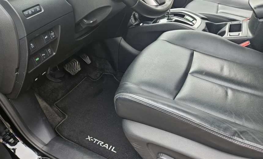 Nissan X-Trail 2016 Diesel Automatic Image 8