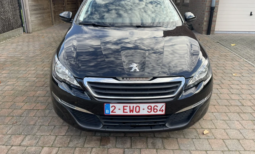 Peugeot 308 2016 Gasoline Manual Image 3