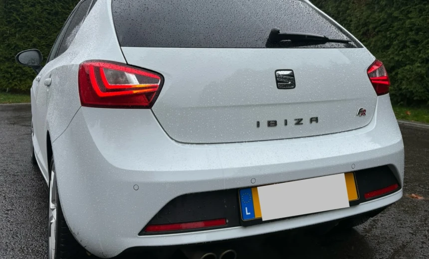 SEAT Ibiza 2016 Gasoline Manual Image 1