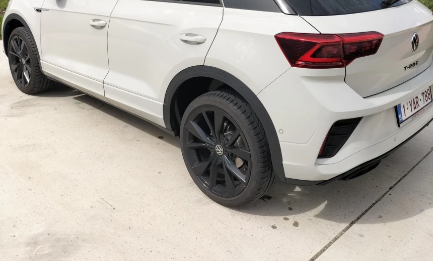 Volkswagen T-Roc 2025 Gasoline Automatic Image 2