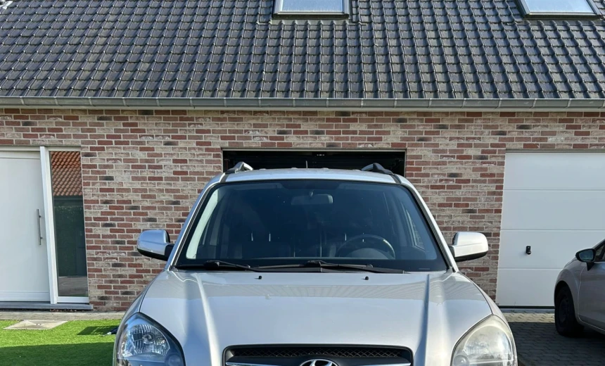 Hyundai Tucson 2008 Diesel Manual Image 0