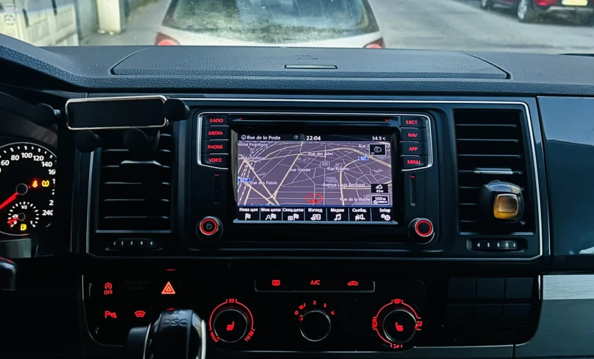 Volkswagen T6 Transporter 2018 Diesel Automatic Image 8