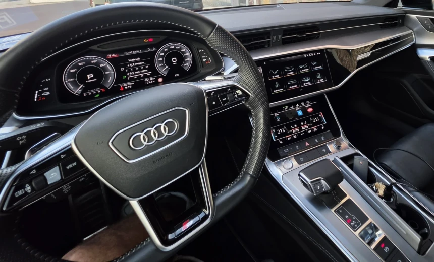 Audi A7 2020 Hybrid Electric/Gasoline Automatic Image 18