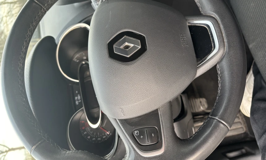 Renault Clio 2017 Gasoline Manual Image 8