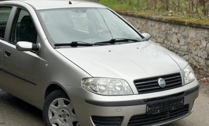 Fiat Punto 2004 Diesel Automatic Image 11