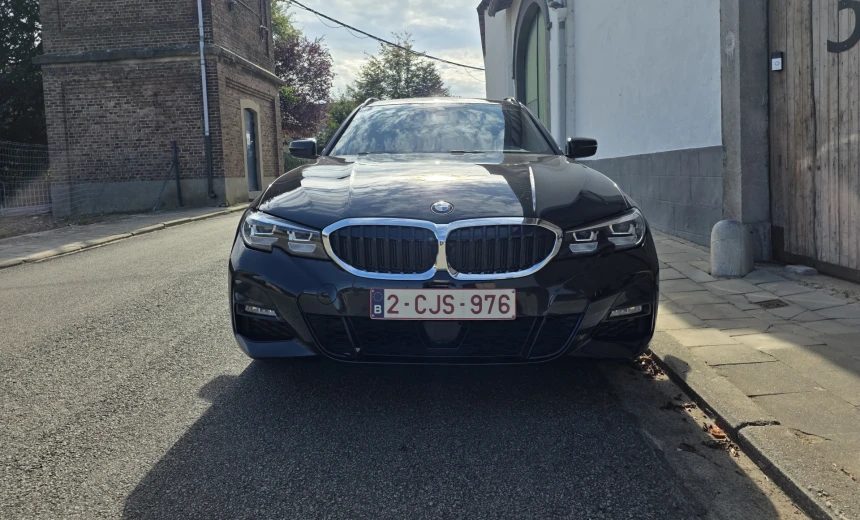 BMW 330 2021 Hybrid Electric/Gasoline Automatic Image 0
