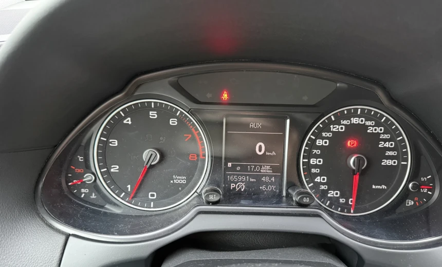 Audi Q5 2013 Gasoline Automatic Image 8