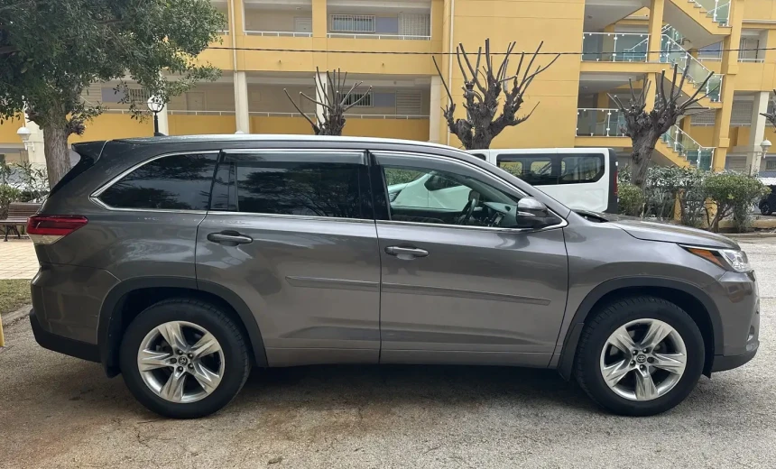 Toyota Highlander 2017 Gasoline Manual Image 3