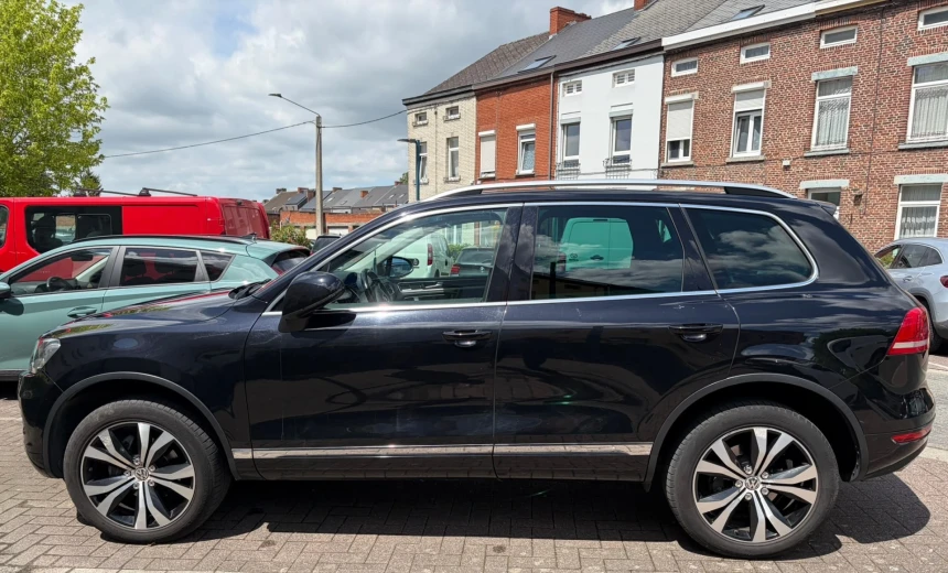 Volkswagen Touareg 2012 Diesel Automatic Image 8