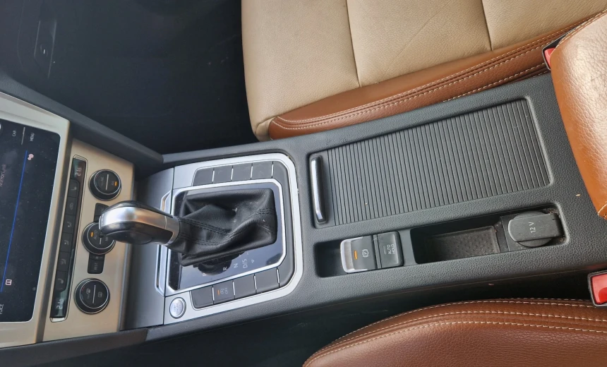 Volkswagen Passat 2018 Diesel Automatic Image 10