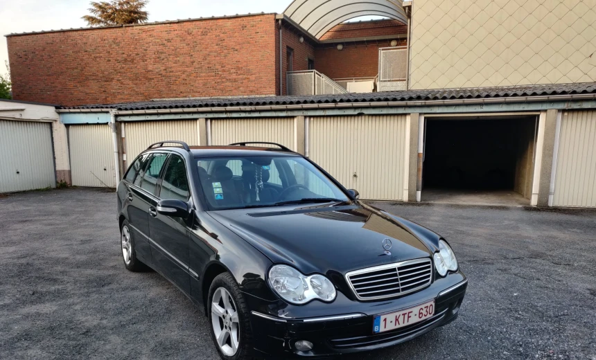 Mercedes-Benz C 200 2004 Diesel Manual Image 0