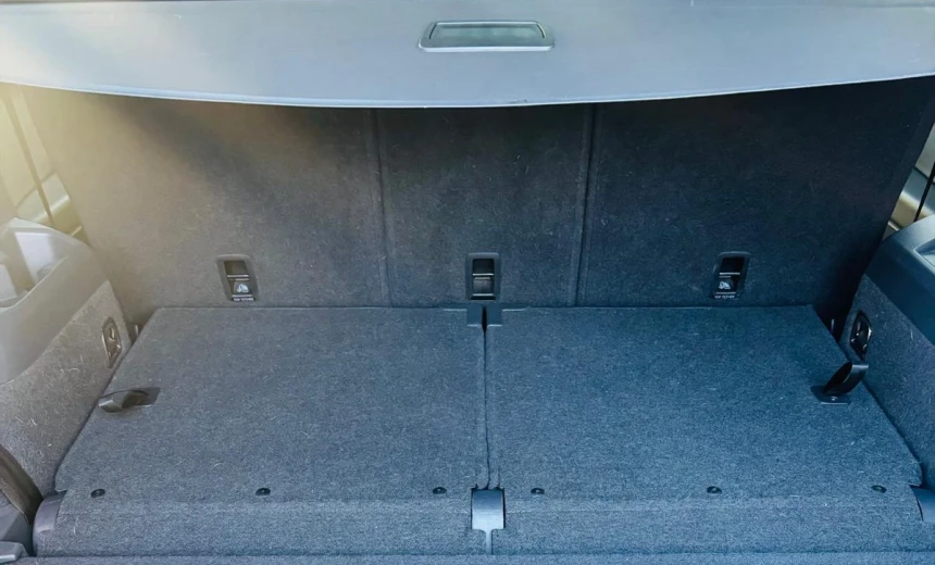 Volkswagen Tiguan Allspace 2020 Gasoline Automatic Image 10