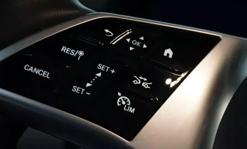 Mercedes-Benz EQB 350 2023 Electric Automatic Image 5