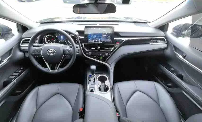 Toyota Camry 2023 Gasoline Automatic Image 14