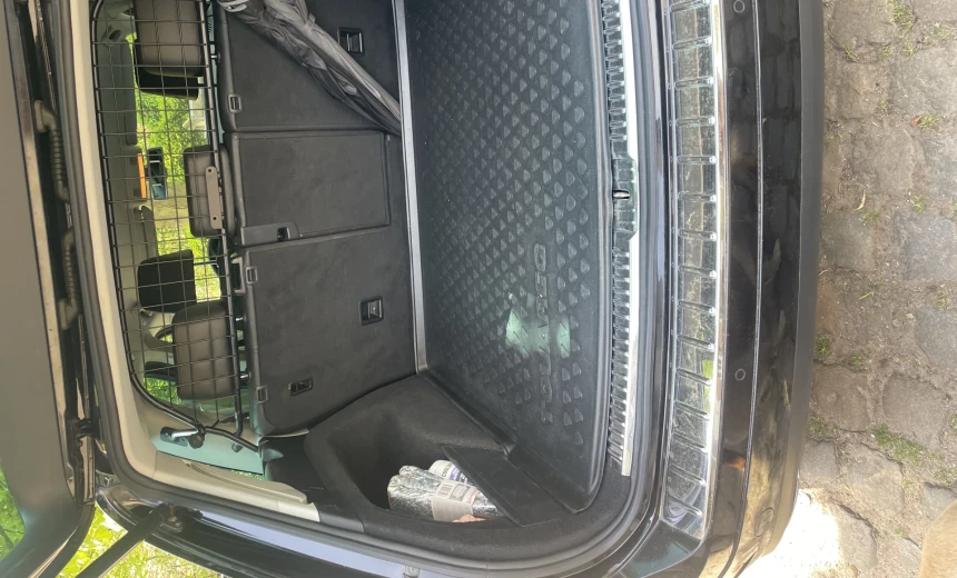 Volkswagen Touareg 2014 Diesel Automatic Image 3